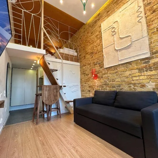 Kyiv Whisky Box Apartments,位于基辅的酒店