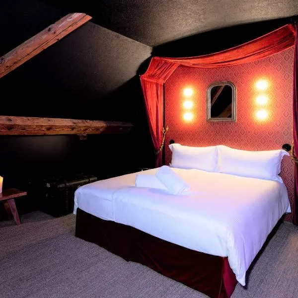 Peanut Medieval Lodge，位于库尔热奈的酒店