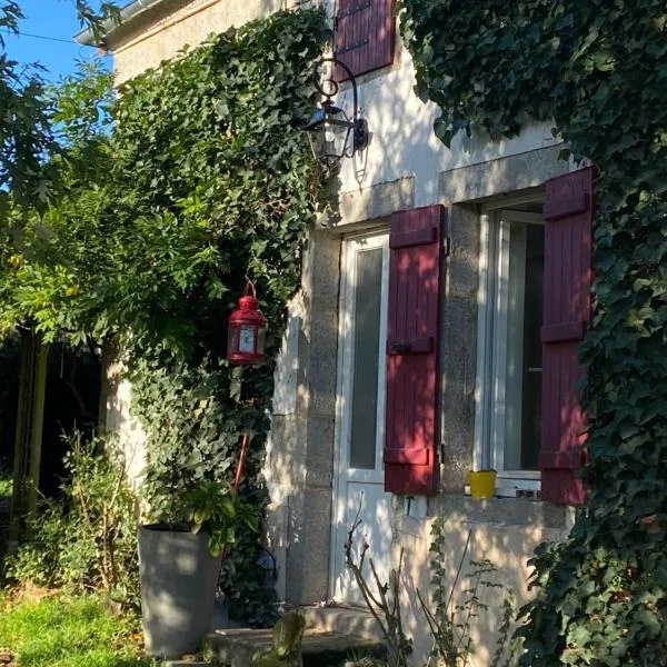 Chambre d'hôtes La Chouette，位于Marigny-lʼÉglise的酒店
