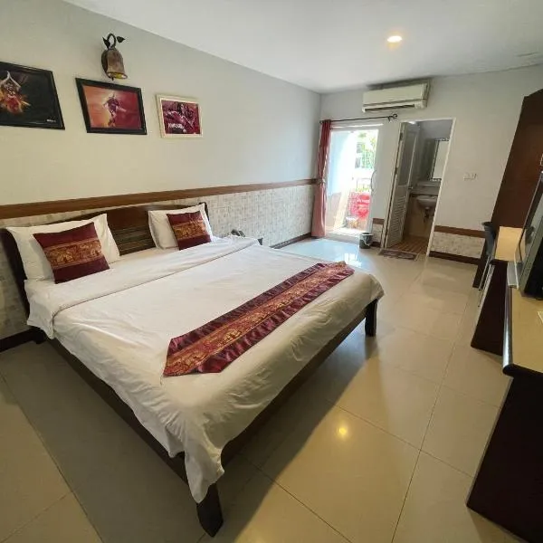 Man u Apartment，位于Ban Phon Thong的酒店