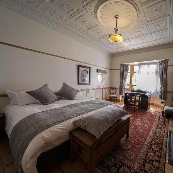Fishbird Art Deco Villa，位于约翰内斯堡的酒店