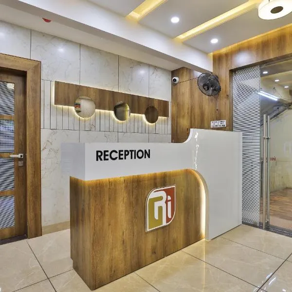 Rest Inn Dormitory，位于巴罗达的酒店