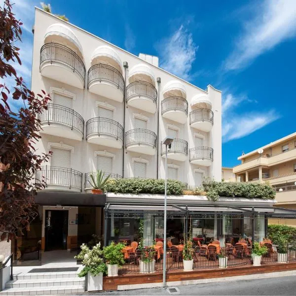 Hotel Gabriella，位于里米尼的酒店
