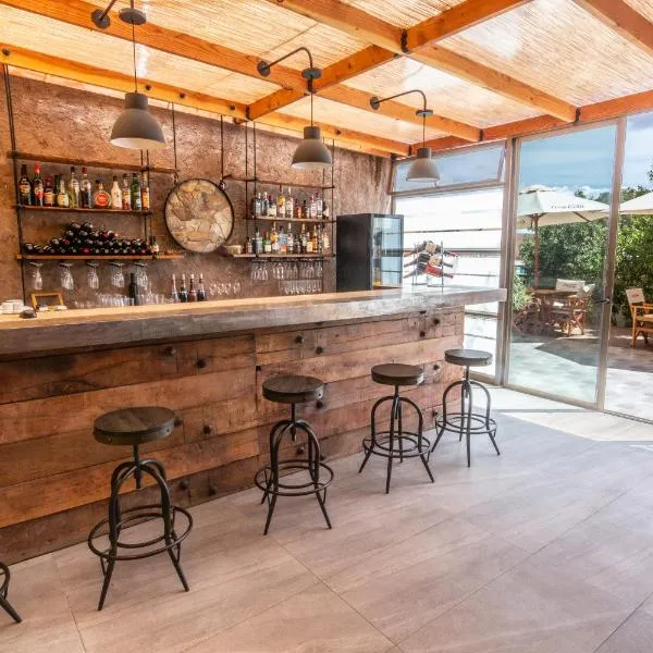 卡拉马吉尔公寓式酒店，位于卡拉马的酒店