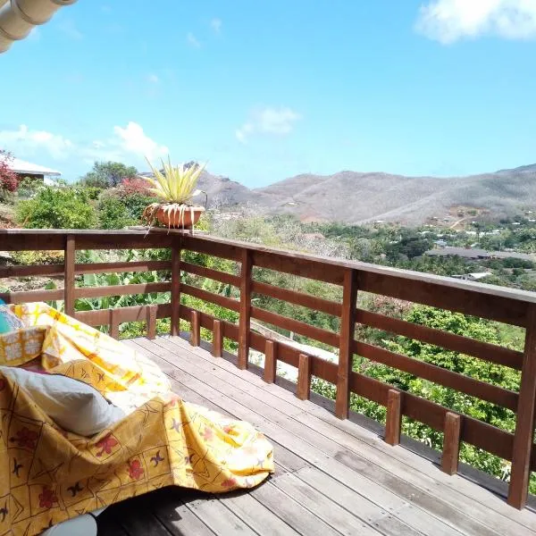 Résidence Tamaumia - chambre，位于Hakamui的酒店