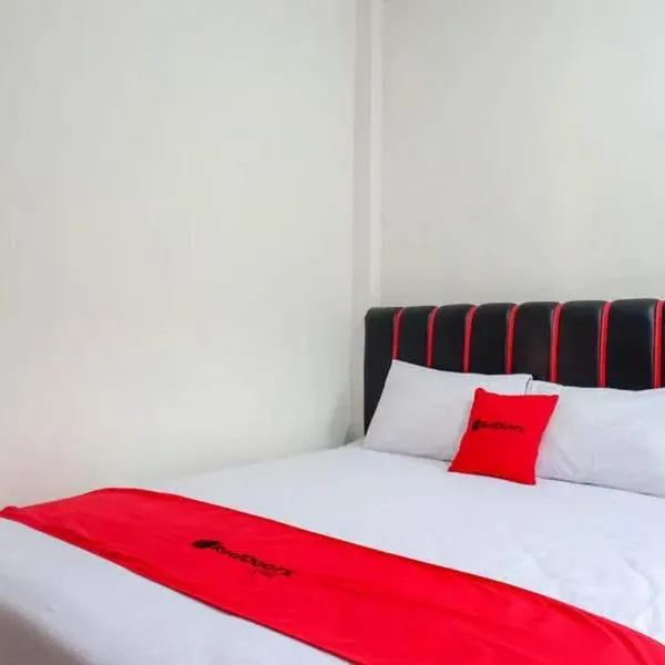 RedDoorz Syariah near Universitas Jenderal Soedirman 2，位于普禾加多的酒店