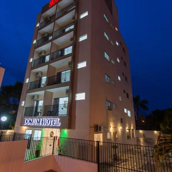 Domum Hotel，位于平达莫尼扬加巴的酒店