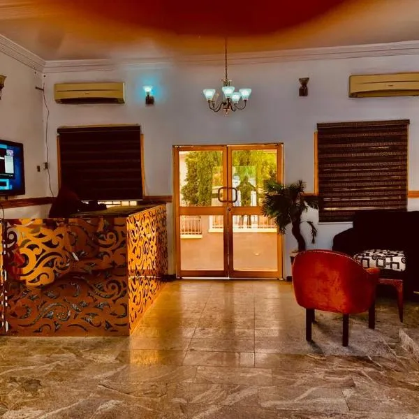 E-Gold Luxury Hotel, Maitama，位于阿布贾的酒店