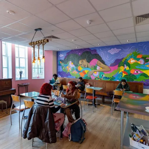 Hostelle - women only hostel London，位于伦敦的酒店