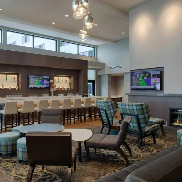 Residence Inn by Marriott Columbus Airport，位于雷诺兹堡的酒店