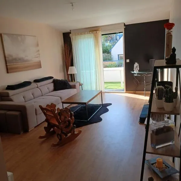 Grand Appartement 2P dans immeuble PMR，位于吉代勒的酒店