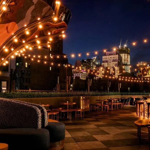 Moxy NYC Times Square，位于纽约的酒店