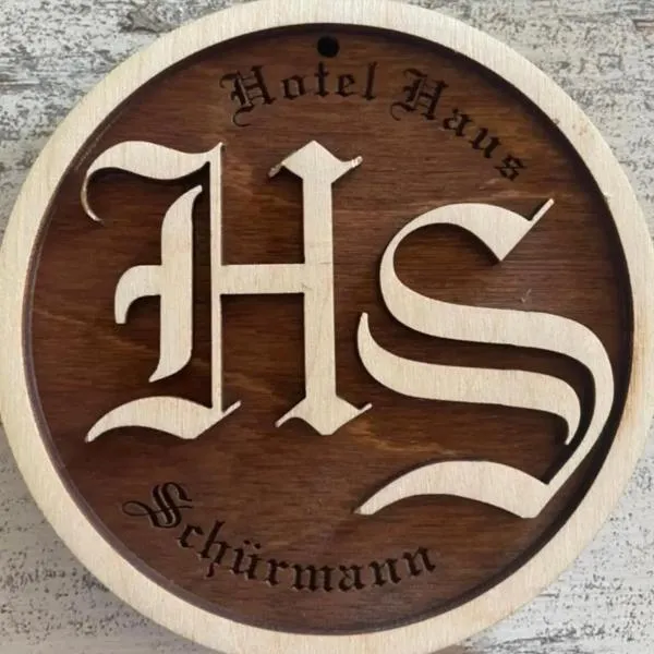 豪斯舒曼酒店，位于哈尔滕的酒店