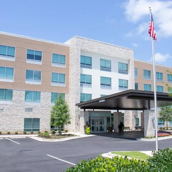Holiday Inn Express & Suites - Tuscaloosa East - Cottondale, an IHG Hotel，位于Vance的酒店