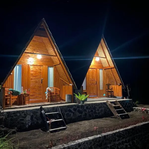 D' Tepi Danau Glamping，位于金塔马尼的酒店