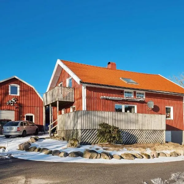 3 Bedroom Stunning Home In Kållekärr，位于Fagerfjäll Tjörn的酒店