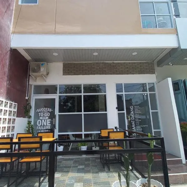 MALAKUI Bed&Coffee，位于Enrekang的酒店