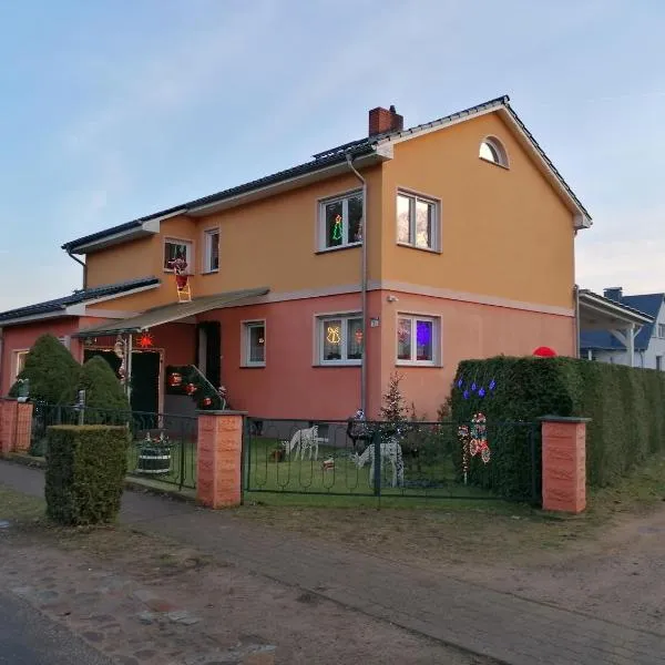 Ferienwohnung Hella，位于希梅尔佛特的酒店