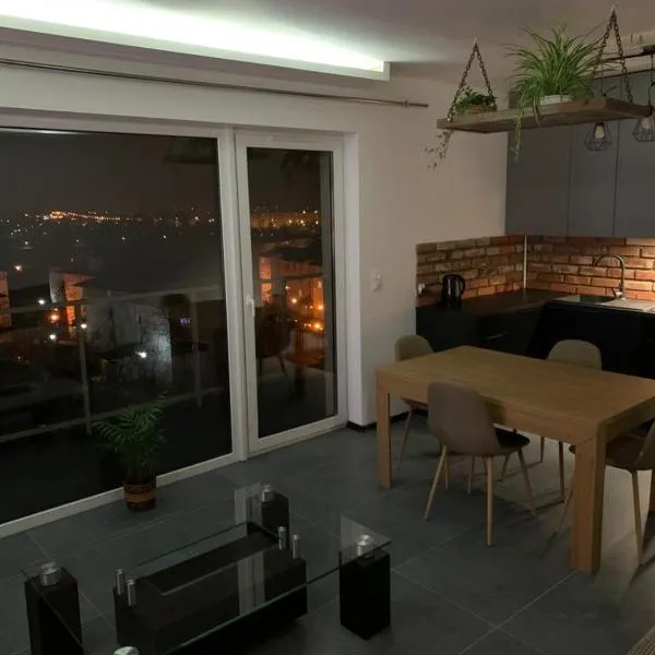 Apartament Corner Śrem，位于希雷姆的酒店