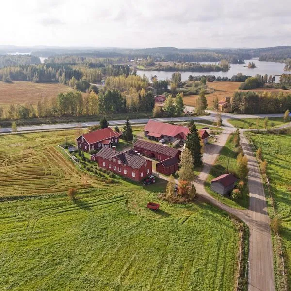 莱米提拉乡村住宿酒店，位于Petäjävesi的酒店