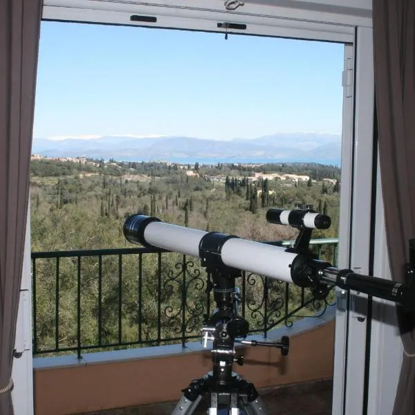 Corfu Quality Suite, Tranquility, Mountain & Sea Views，位于阿齐欧斯·贡多斯的酒店