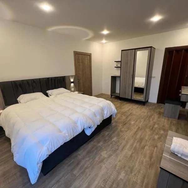 Caprios motel,位于Al Qasţal的酒店