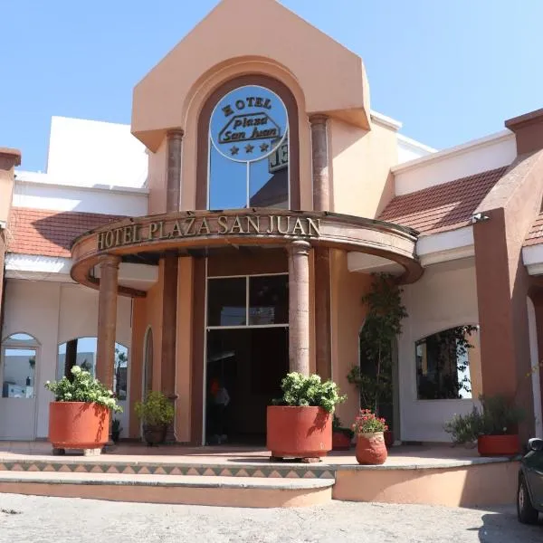 Hotel Plaza San Juan，位于圣胡安－德洛斯拉戈斯的酒店