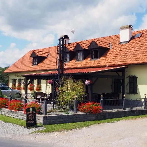 Restaurace a pension Chalupa，位于Hlásná Třebaň的酒店
