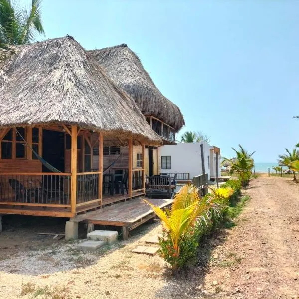Bungalow Palmar del Viento by AMAUNA，位于Moñitos的酒店