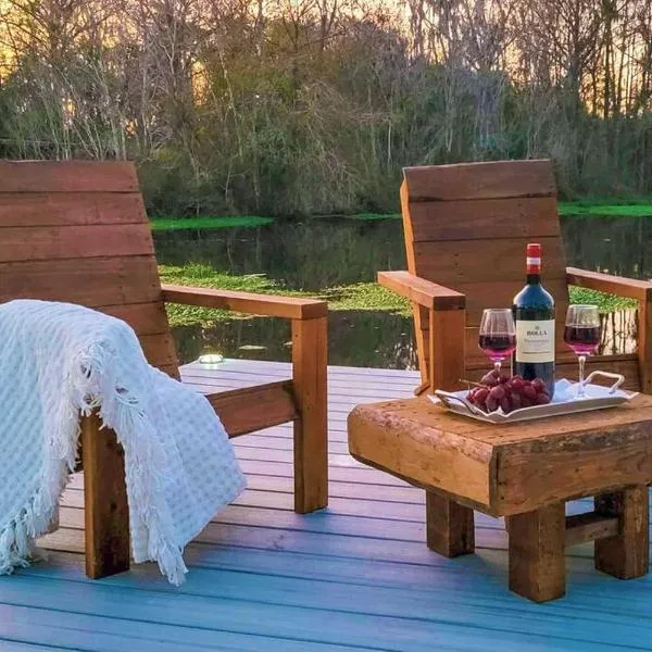 GOVERNOR'S CREEK~Waterfront, King Bed w/Water View，位于Green Cove Springs的酒店