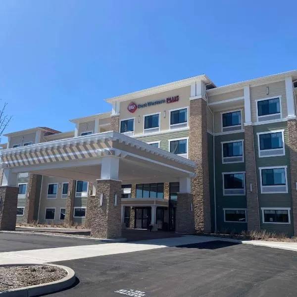 Best Western Plus Horseheads Inn & Suites，位于Beaver Dams的酒店