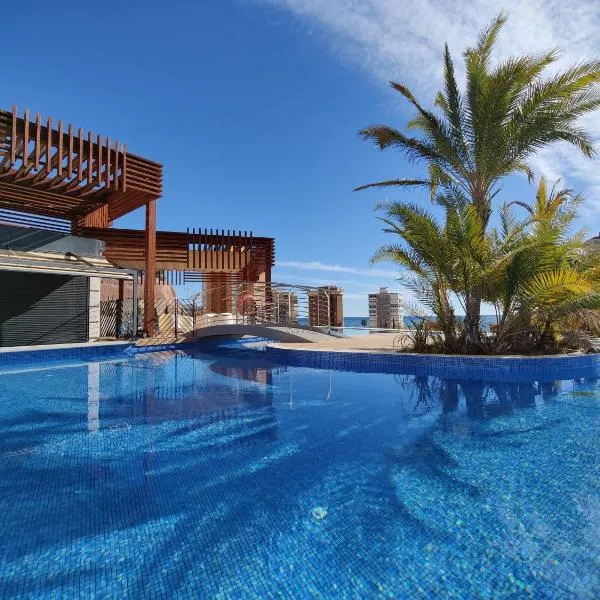 SUNSET DRIVE superb apartment，位于贝尼多姆的酒店