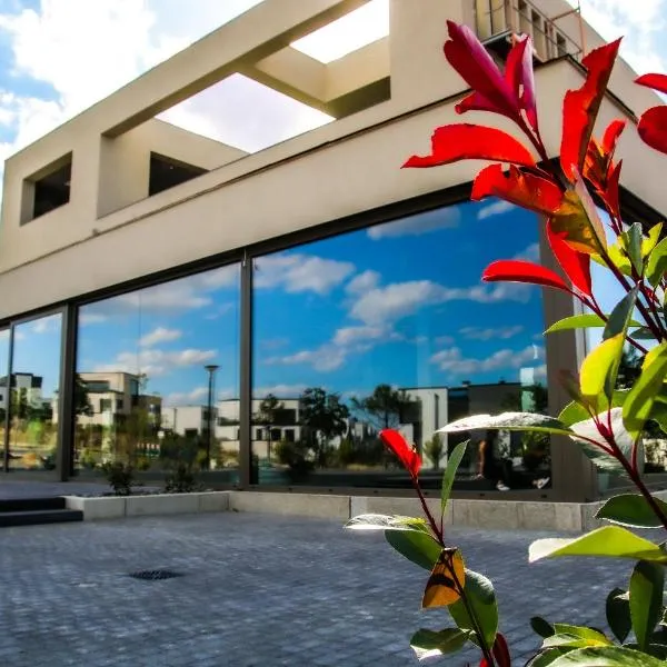 LAKESIDE Apartements，位于茨文考的酒店