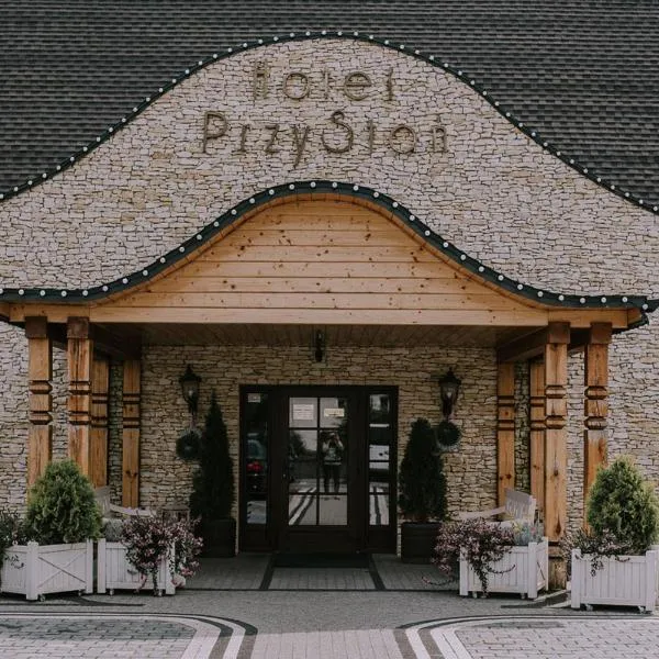 Hotel-Przystań，位于Czernikowo的酒店