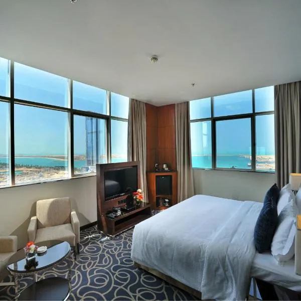 阿布扎比滨海路华美达酒店，位于阿布扎比的酒店