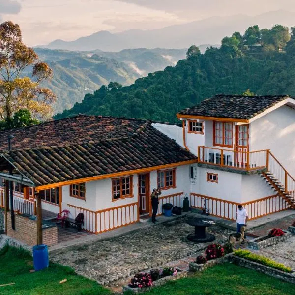 Ecohotel Entrebosques，位于萨兰托的酒店