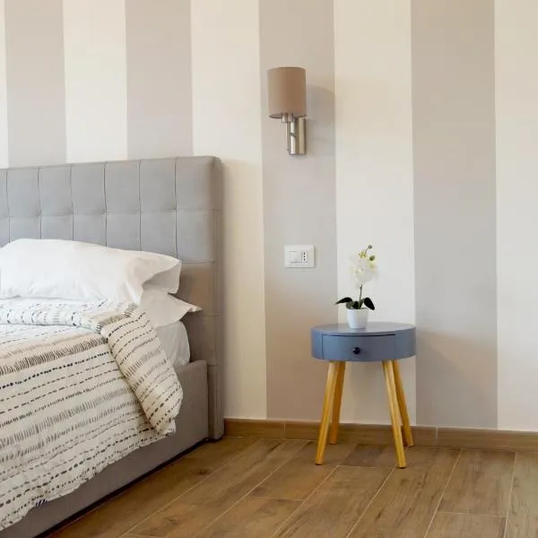 Minerva Rooms，位于帕维亚的酒店