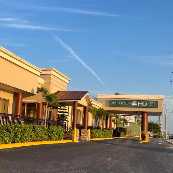 River Palm Hotel，位于Indian Harbour Beach的酒店