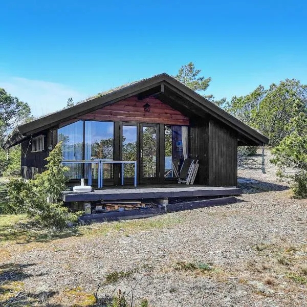 Nice Home In Anholt With Kitchen，位于Anholt的酒店