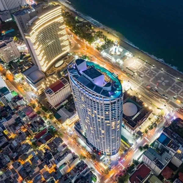 RIS Panorama Condotel，位于芽庄的酒店