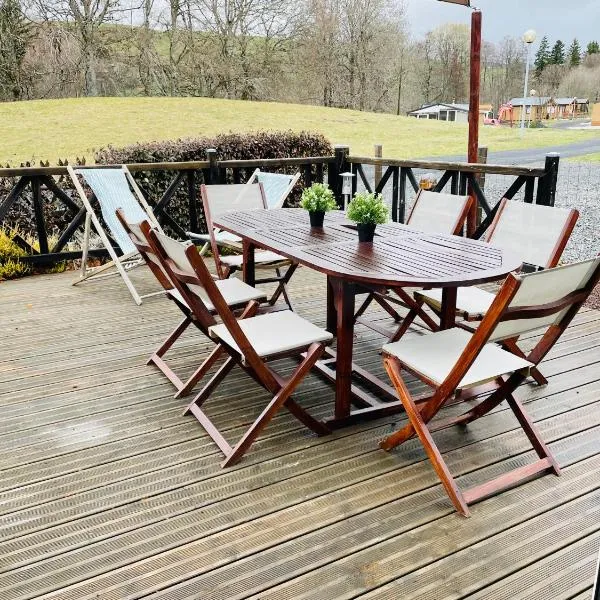 Le 77 - chalet nature proche S.Besse，位于埃格利斯讷沃-当特赖格的酒店