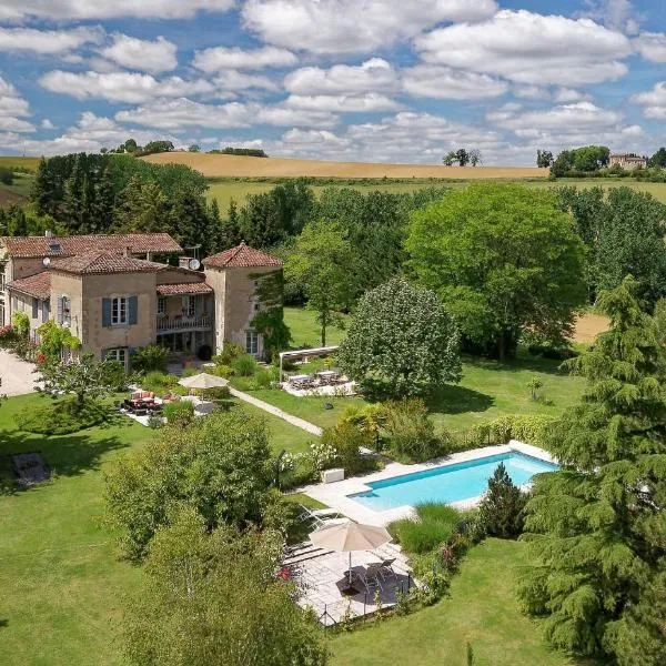 阿杜尔住宿加早餐旅馆，位于Terraube的酒店