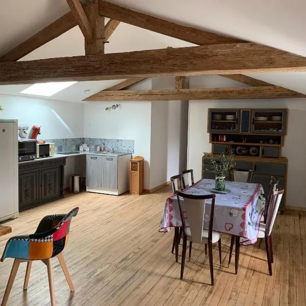 Appartement Cosy La Maison de Jean，位于Oiron的酒店