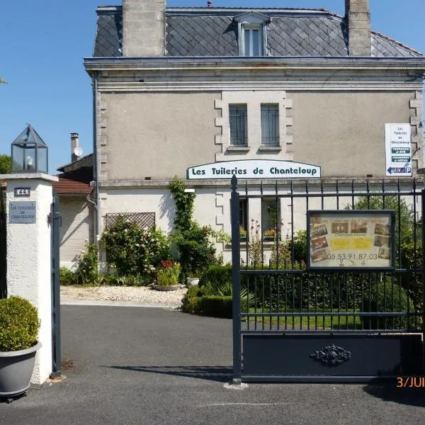 莱斯杜伊勒里宫尚特卢酒店，位于La Roche-Chalais的酒店