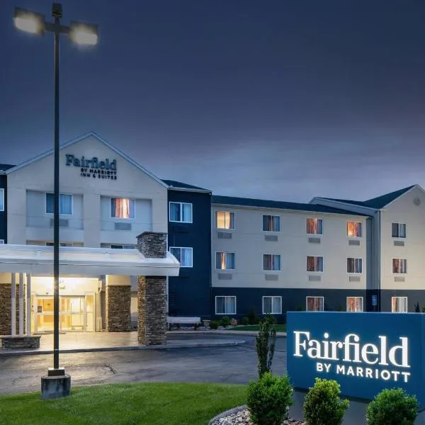 杰斐逊城费尔菲尔德旅馆&套房酒店，位于Apache Flats的酒店
