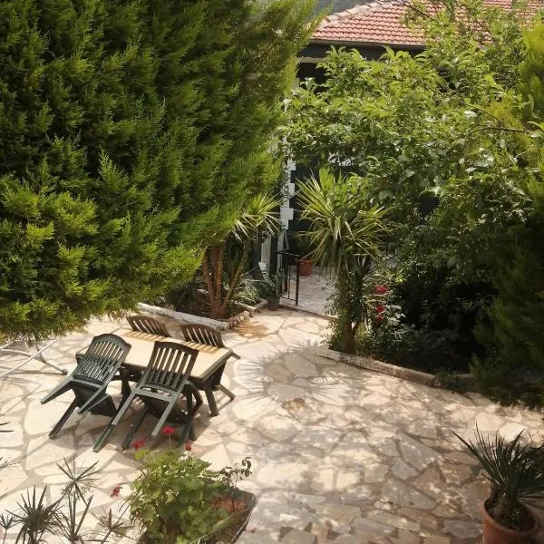 Rada Home，位于马尔马里斯的酒店