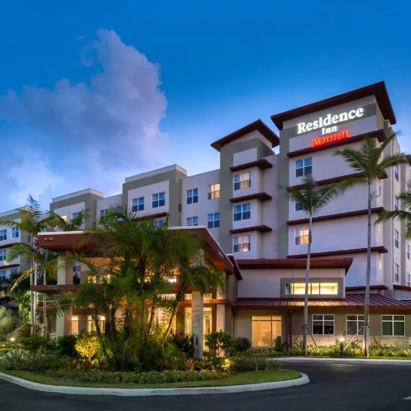 迈阿密西/佛罗里达高速路万豪国际原住酒店，位于迈阿密湖的酒店