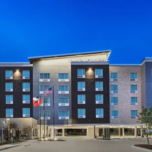 TownePlace Suites by Marriott Austin Northwest The Domain Area，位于圆石城的酒店