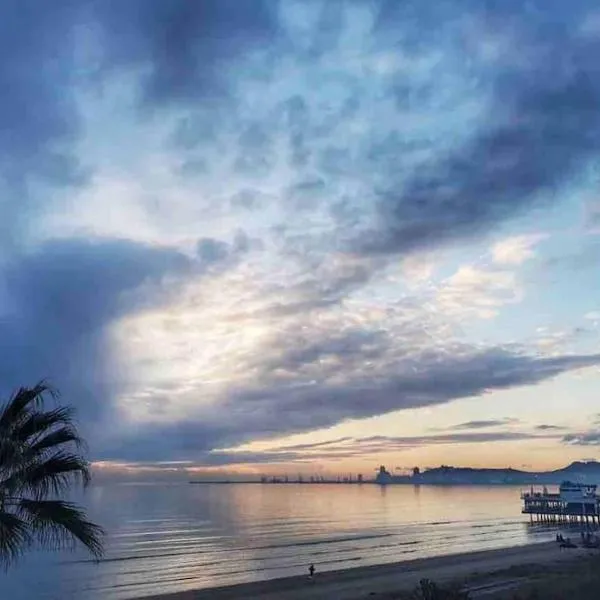 Beautiful Sea View Apartment，位于都拉斯的酒店