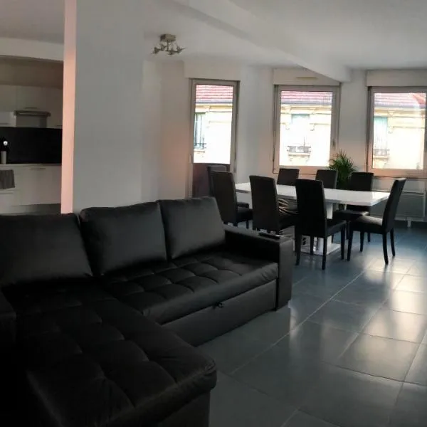 Appartement de 110m2 au centre de Cusset，位于Cusset的酒店